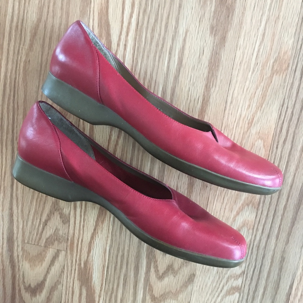 Naturalizer Flats - Picture 4 of 8